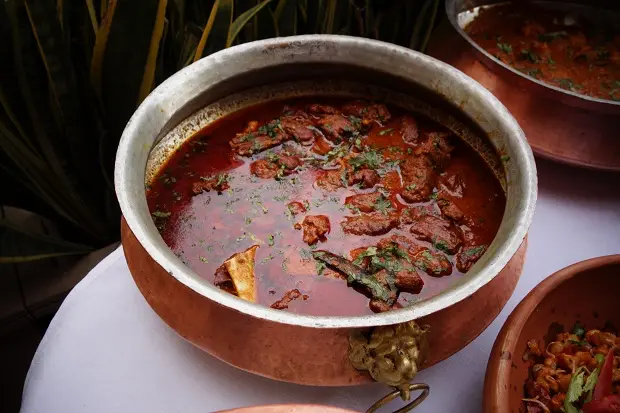 Laal Maas