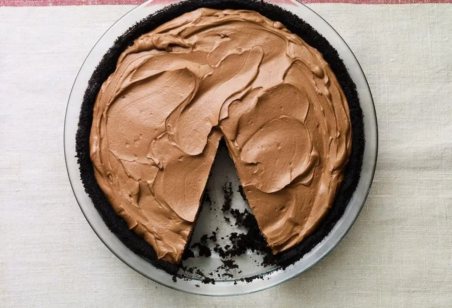 No Bake Chocolate Pie
